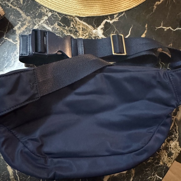 Tory Burch Navy Nylon Belt Bag with Gold Hardware - Picture 3 of 3